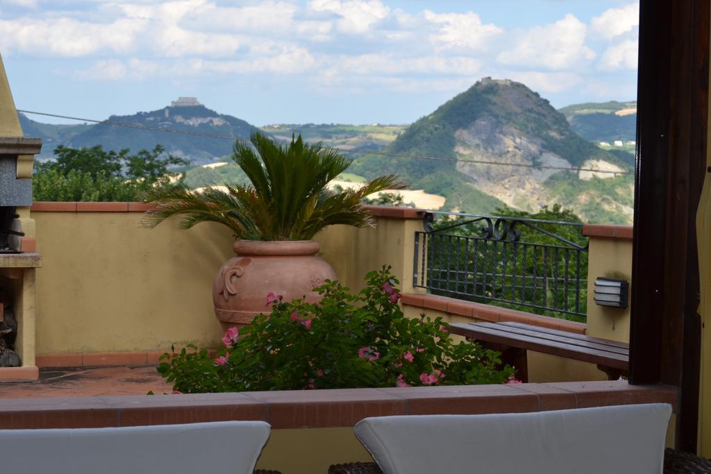 B&B La Valle Novafeltria ภายนอก รูปภาพ
